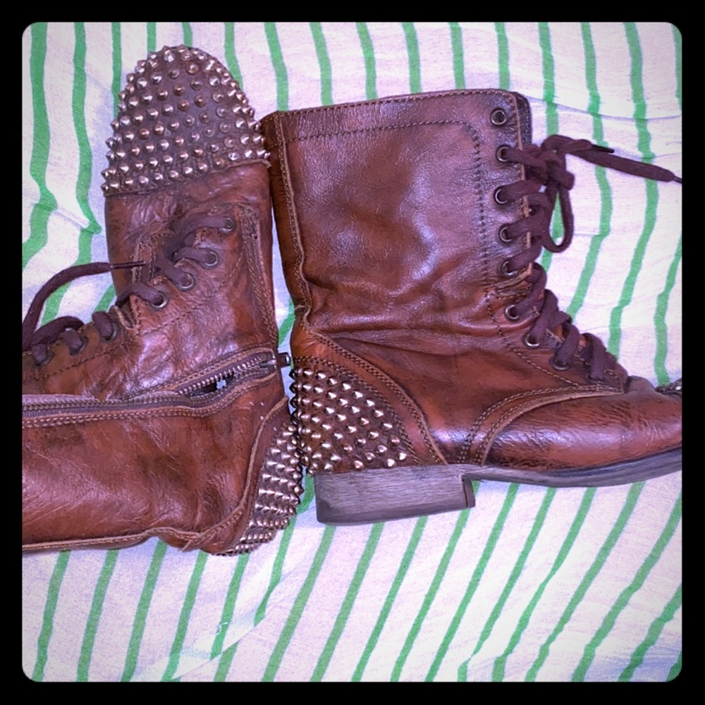 Steve Madden boots